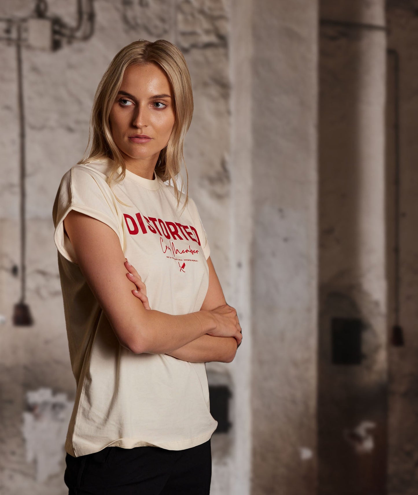WMN Crew Member Tight Round Neck
