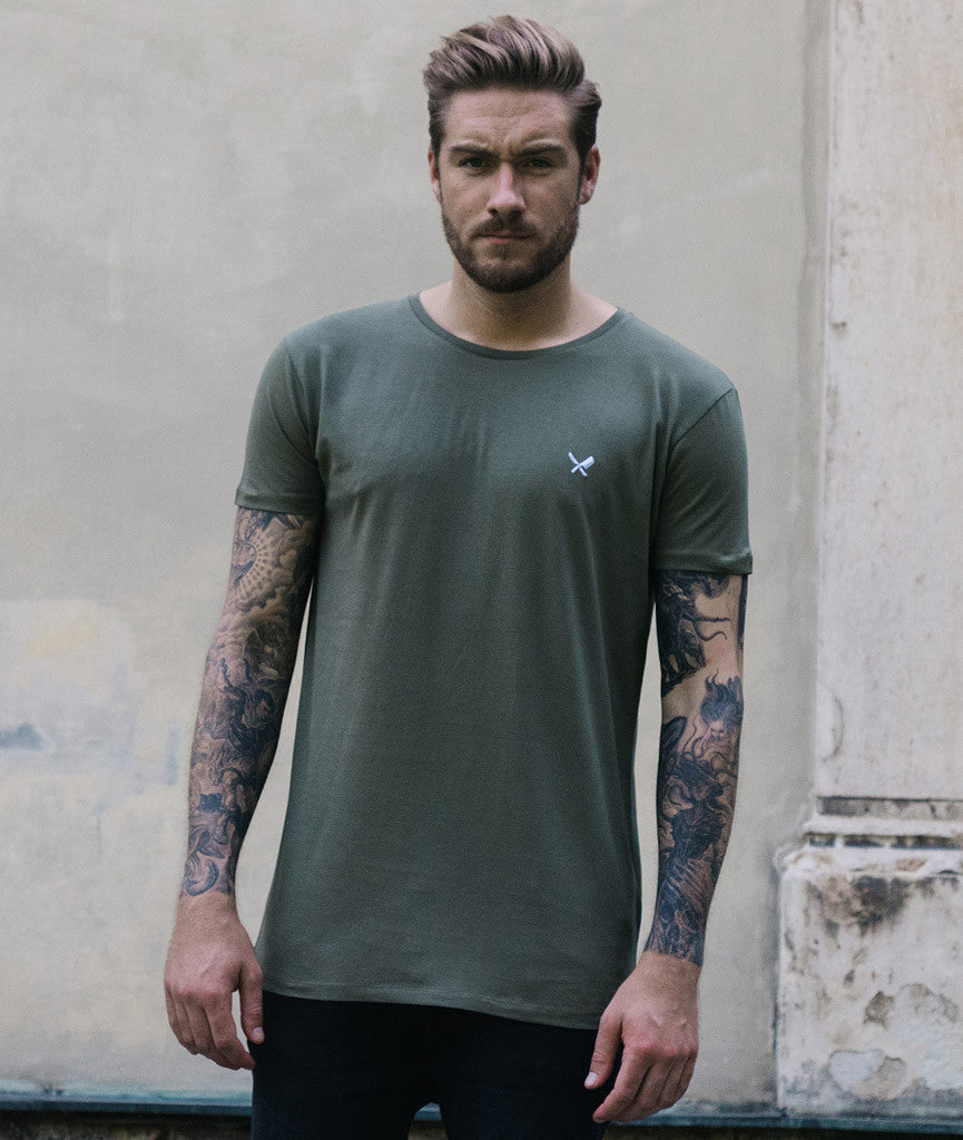Grand Crew Neck t-shirt by Distorted People