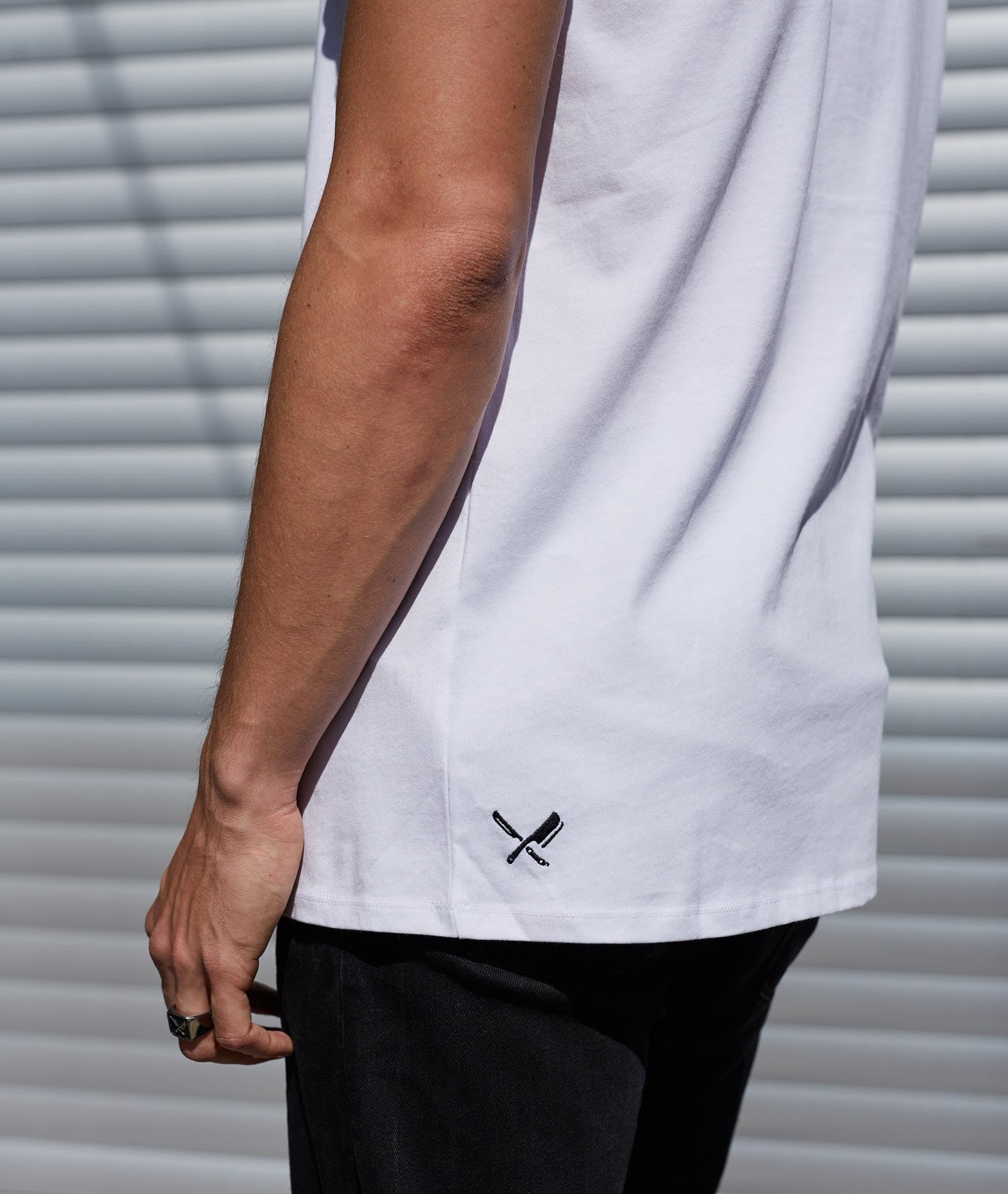 Cutted Neck